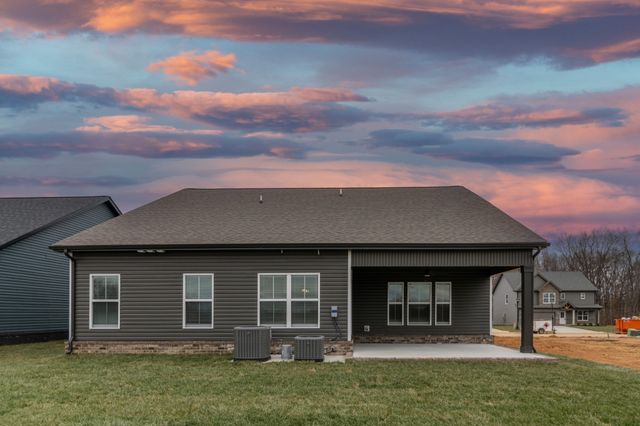 1584 Hidden Creek Trail, Clarksville, TN 37043