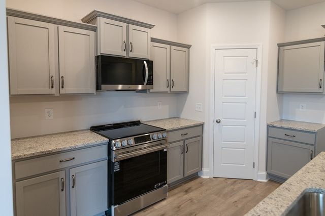 1584 Hidden Creek Trail, Clarksville, TN 37043