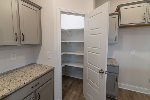 1584 Hidden Creek Trail, Clarksville, TN 37043