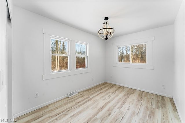 1486 Carson Salt Springs Road, Warren, OH 44481