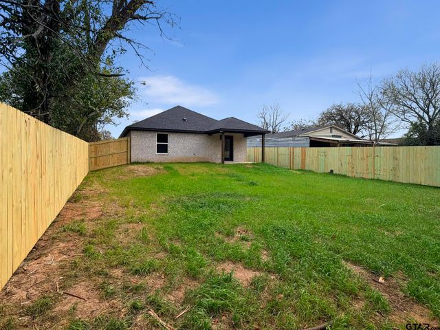 917 Crosby St., Tyler, TX 75701