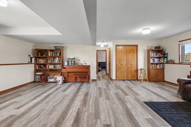 12632 Patnoe Drive, St. John, IN 46373