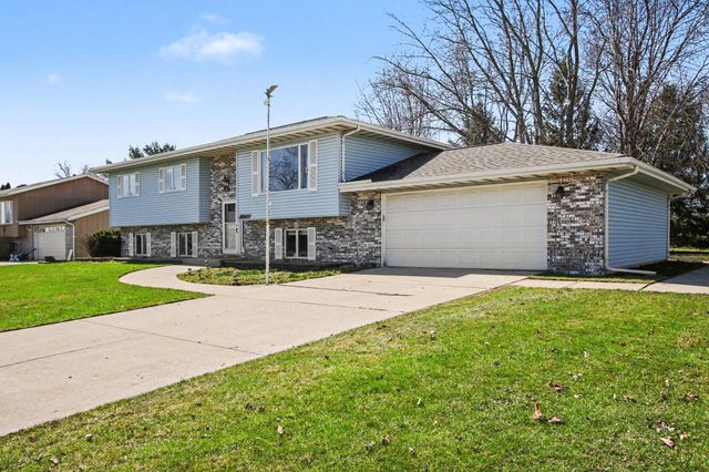 12632 Patnoe Drive, St. John, IN 46373