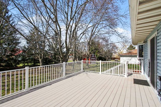 12632 Patnoe Drive, St. John, IN 46373