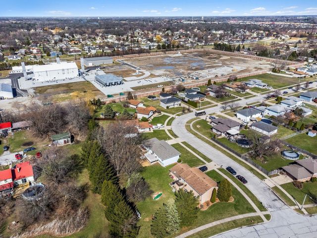 12632 Patnoe Drive, St. John, IN 46373