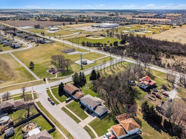 12632 Patnoe Drive, St. John, IN 46373