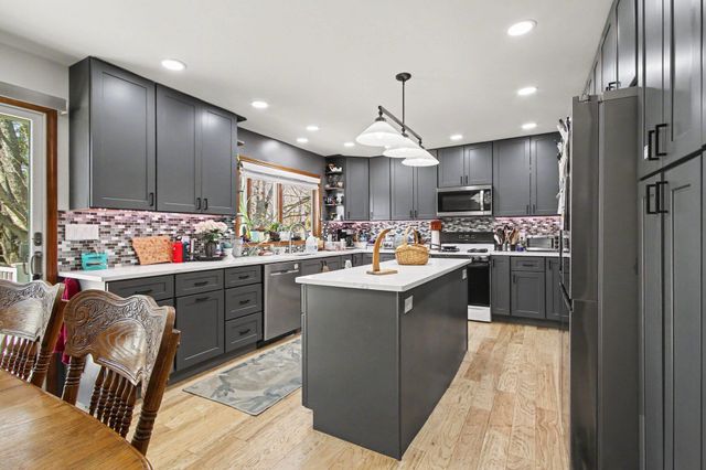 12632 Patnoe Drive, St. John, IN 46373