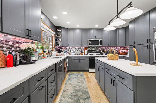 12632 Patnoe Drive, St. John, IN 46373