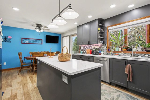 12632 Patnoe Drive, St. John, IN 46373