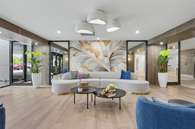 4200 Hillcrest Dr 700, Hollywood, FL 33021