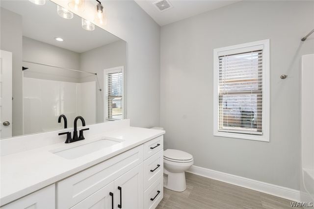 5240 Summerfield E, Tuscaloosa, AL 35404