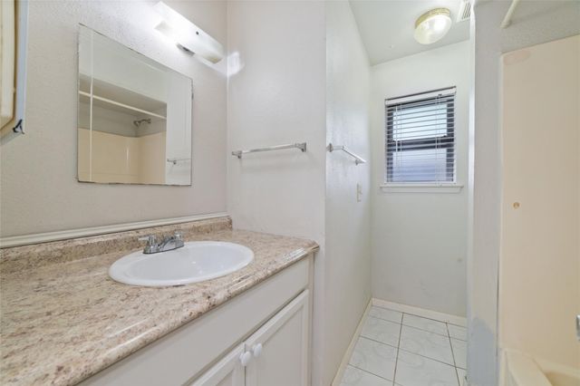 10406 Sagestar Lane, Houston, TX 77089