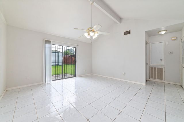 10406 Sagestar Lane, Houston, TX 77089