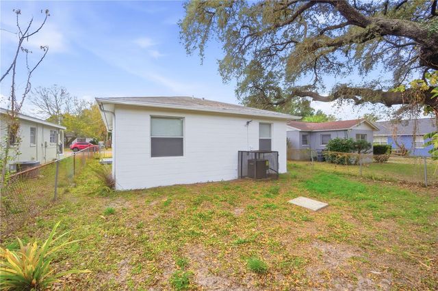 3724 E 38TH AVENUE, Tampa, FL 33610