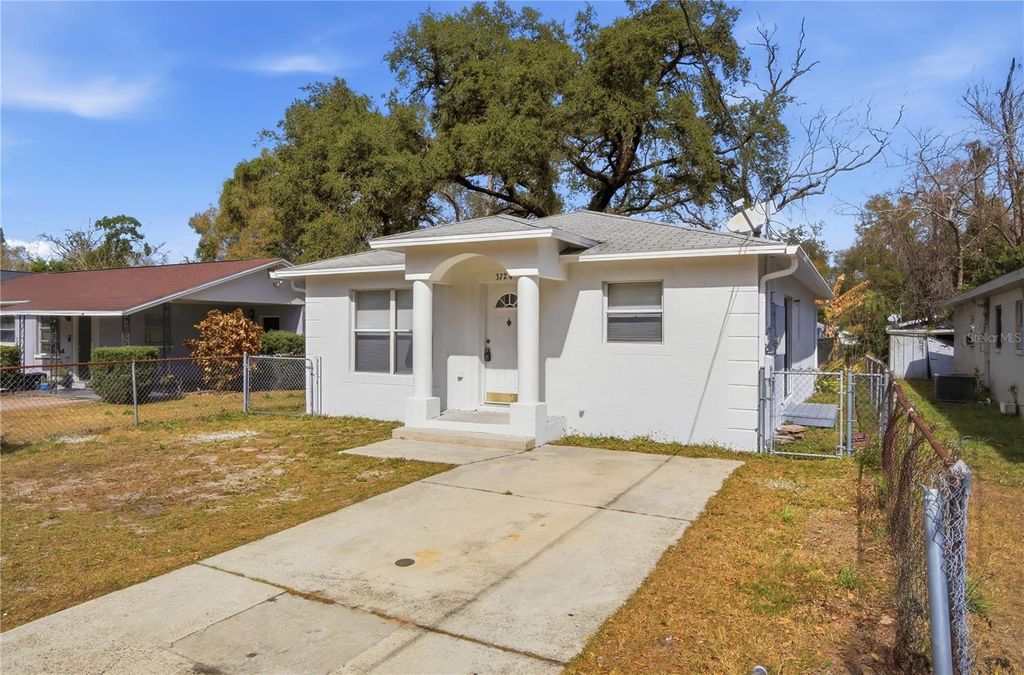 3724 E 38TH AVENUE, Tampa, FL 33610