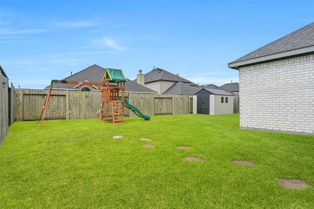 1570 Mustang Trail, Friendswood, TX 77546