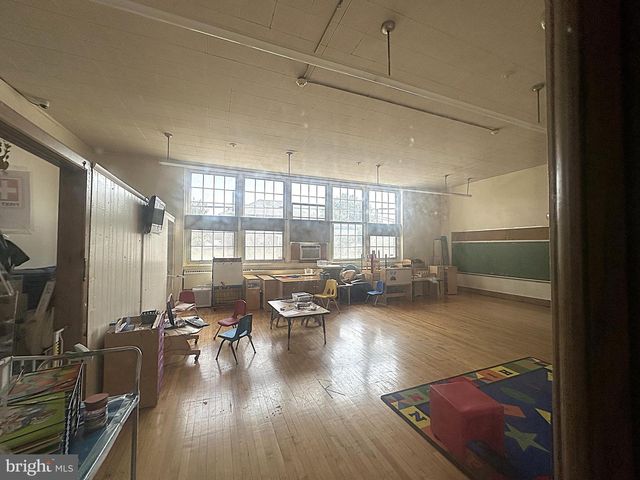 4900 EDMONDSON AVE, Baltimore, MD 21229