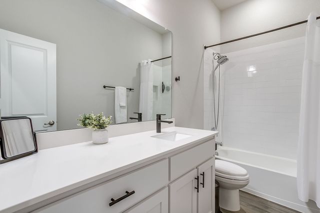 912 Bailey Lane, Mansfield, TX 76063