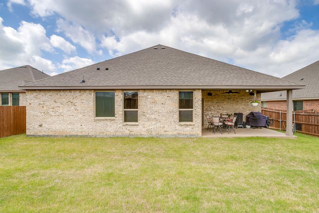 912 Bailey Lane, Mansfield, TX 76063