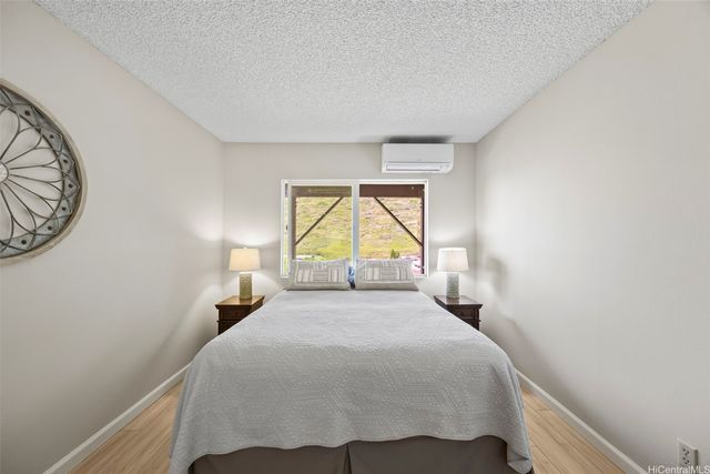 1465 Miloiki Street, Honolulu, HI 96825
