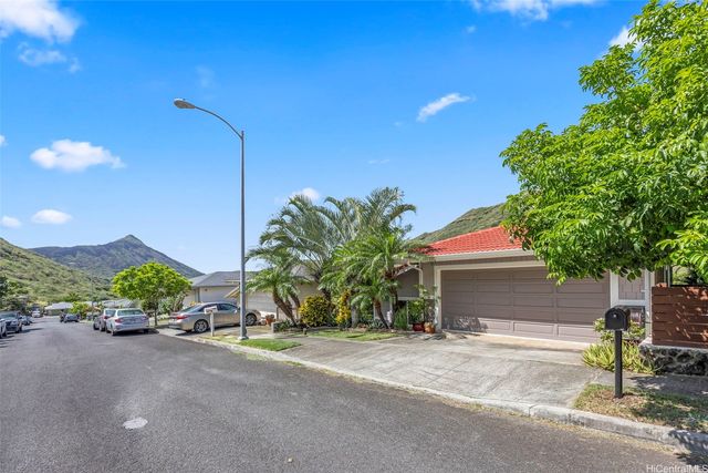 1465 Miloiki Street, Honolulu, HI 96825