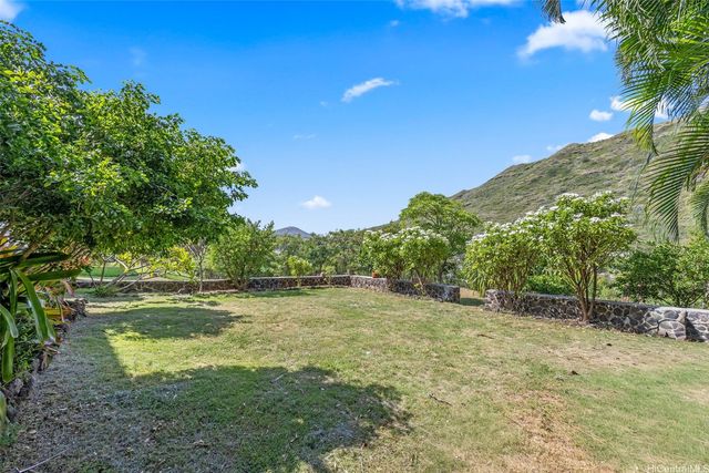 1465 Miloiki Street, Honolulu, HI 96825
