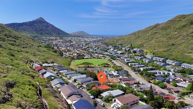 1465 Miloiki Street, Honolulu, HI 96825
