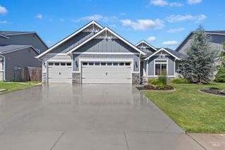 5357 N Diamond Creek Ave, Meridian, ID 83646