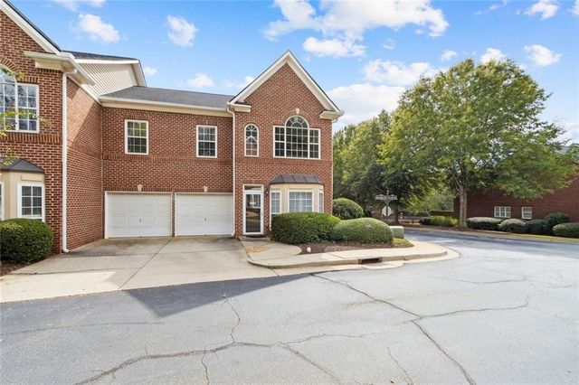 5000 Lexington Drive, Roswell, GA 30075