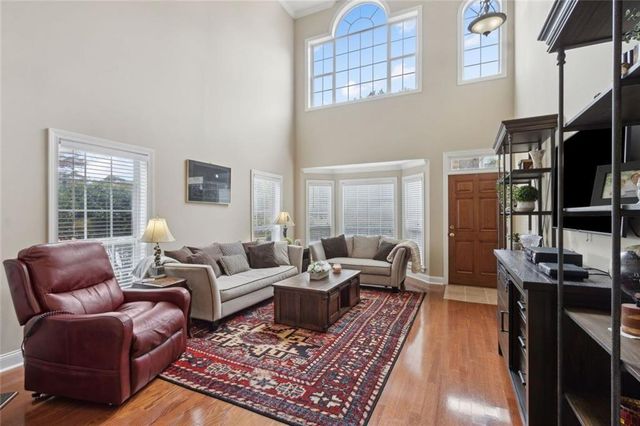 5000 Lexington Drive, Roswell, GA 30075