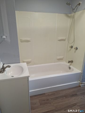 199 Saltonstall Avenue, New Haven, CT 06513