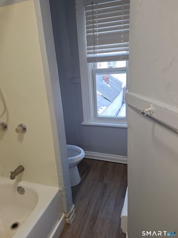 199 Saltonstall Avenue, New Haven, CT 06513