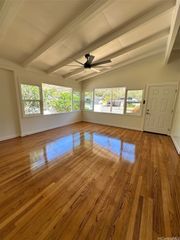 1360 Ala Aolani Street, Honolulu, HI 96819