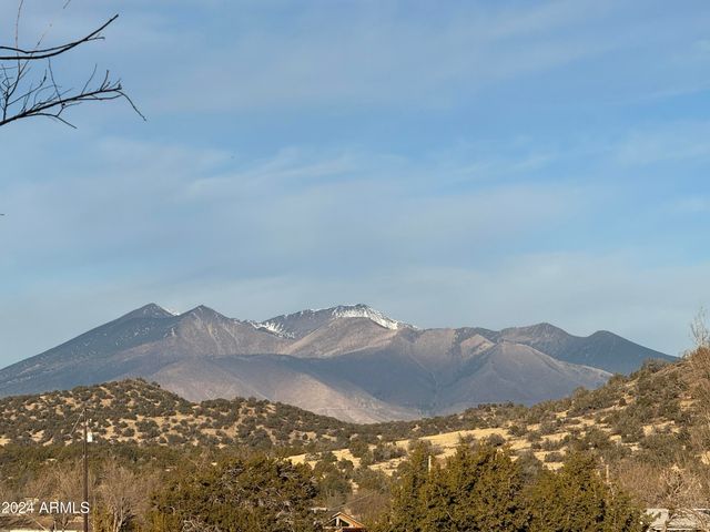 5197 WADE Lane, Flagstaff, AZ 86004