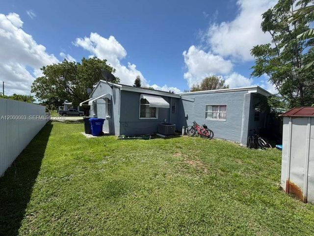 2431 Plunkett St FRONT, Hollywood, FL 33020