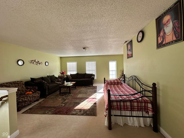 10644 Wiley Lane, Indianapolis, IN 46231