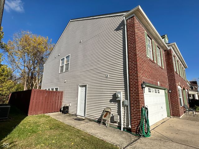 10644 Wiley Lane, Indianapolis, IN 46231