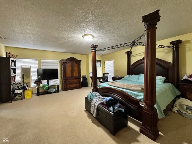 10644 Wiley Lane, Indianapolis, IN 46231