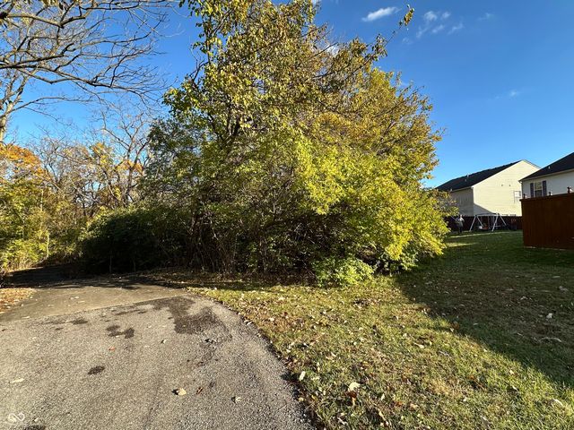 10644 Wiley Lane, Indianapolis, IN 46231