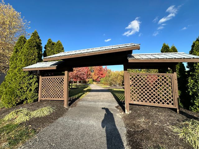 10644 Wiley Lane, Indianapolis, IN 46231