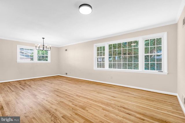 10313 DICKENS AVE, Bethesda, MD 20814