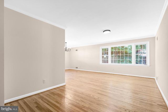 10313 DICKENS AVE, Bethesda, MD 20814