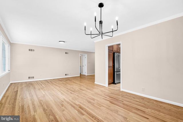 10313 DICKENS AVE, Bethesda, MD 20814