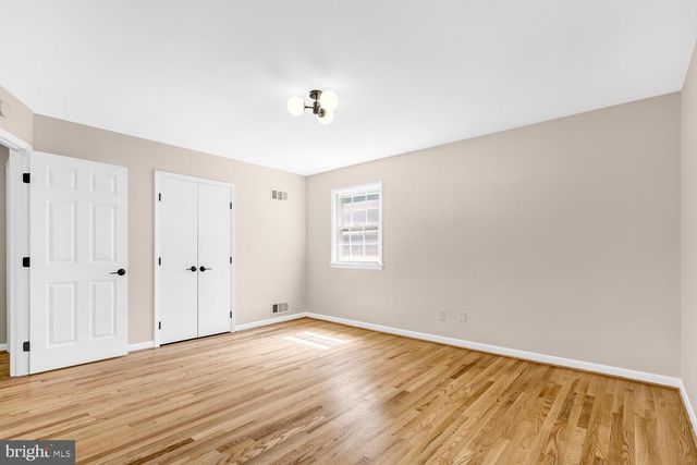 10313 DICKENS AVE, Bethesda, MD 20814