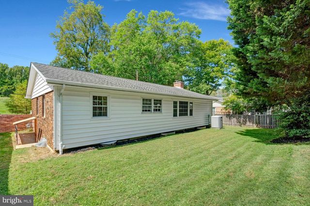 10313 DICKENS AVE, Bethesda, MD 20814