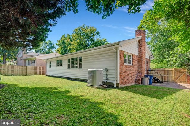 10313 DICKENS AVE, Bethesda, MD 20814