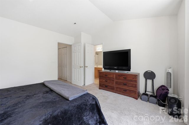 104 Gelderland Drive, Matthews, NC 28104