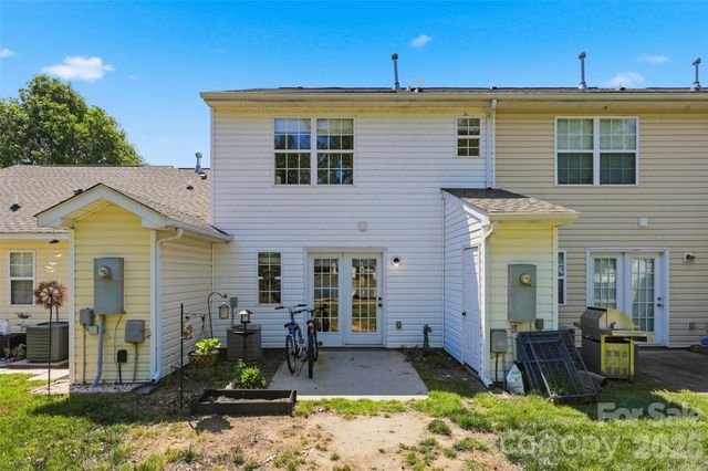 104 Gelderland Drive, Matthews, NC 28104