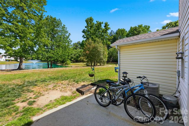 104 Gelderland Drive, Matthews, NC 28104