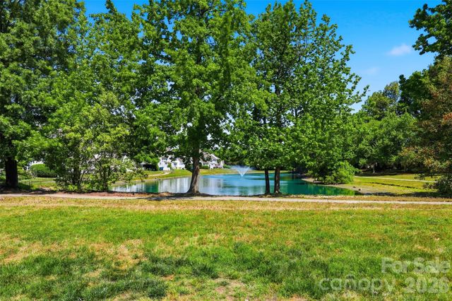 104 Gelderland Drive, Matthews, NC 28104
